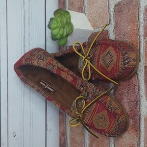 Minnetonka Baja Tapestry Southwestern Boho Slip On‎ Loafer Moccasin Women's 6.5